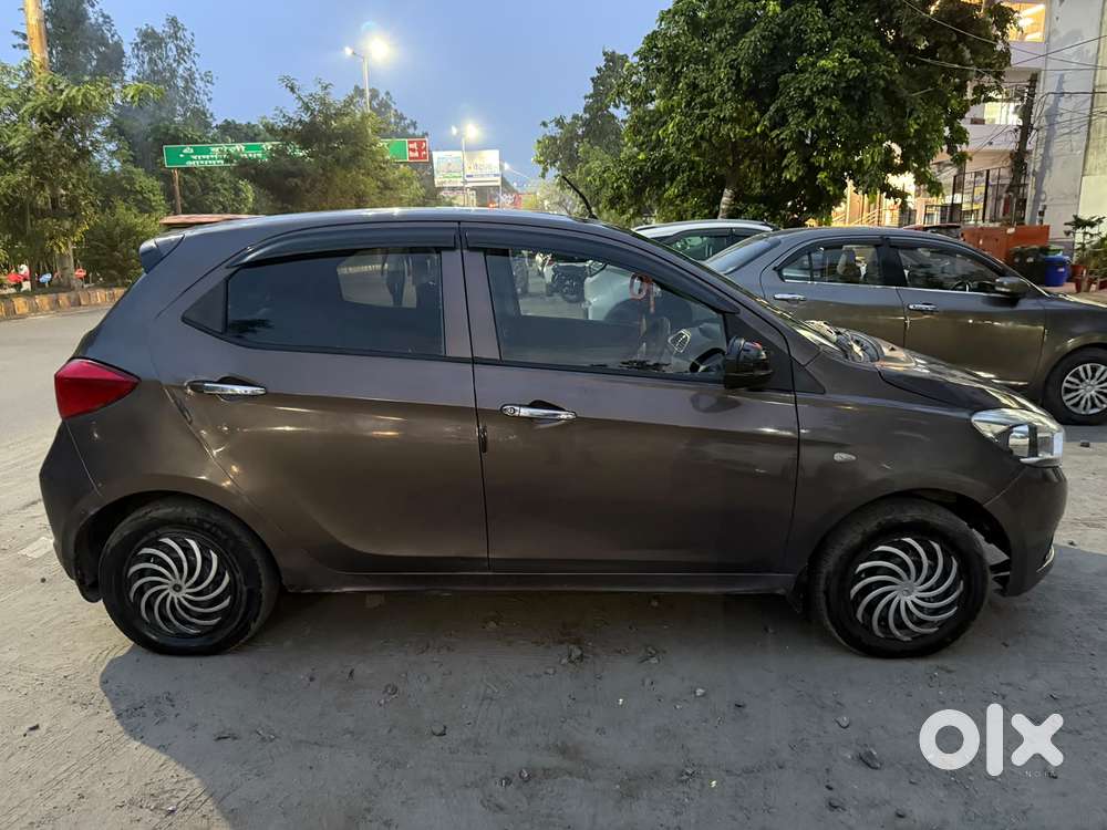 Tata Tiago 1.2 Revotron Xt, 2018, Cng & Hybrids