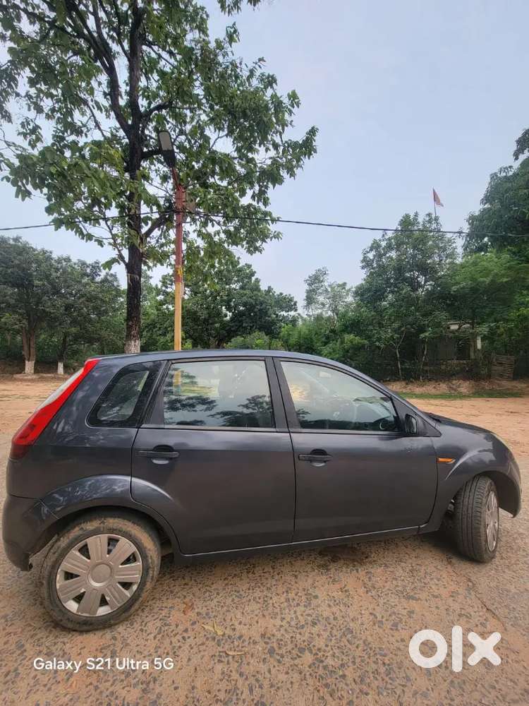 Ford Figo 1.2 Lxi 2011 Petrol Car