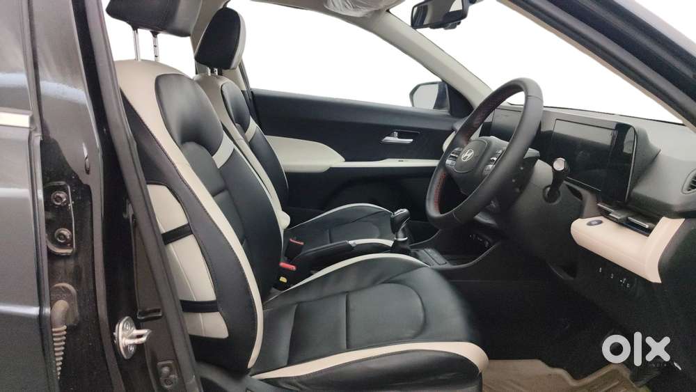 Hyundai Verna 1.5 Mpi Mt Sx (o), 2023, Petrol