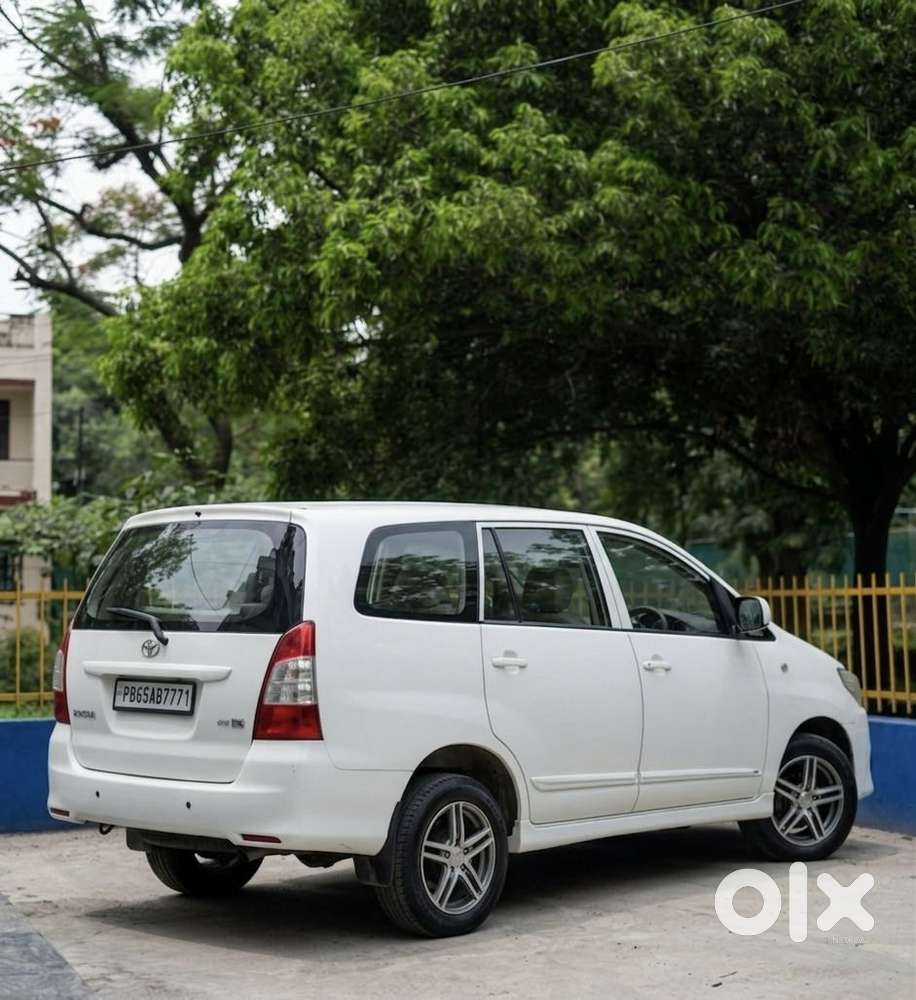 Toyota Innova 2.5 Gx 7 Seater Limited Edition, 2014, Diesel