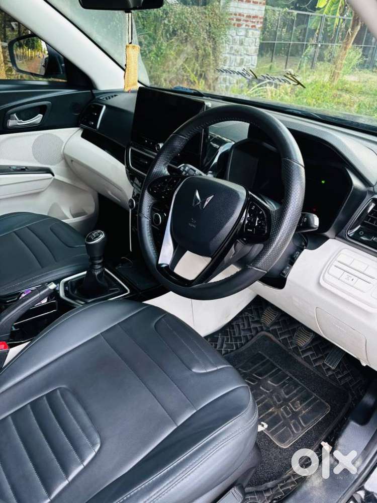 Mahindra Xuv 3xo Ax5 Ds Mt, 2024, Diesel