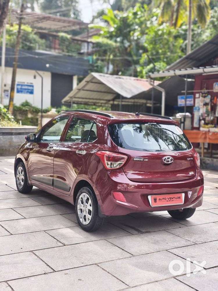 Hyundai I10 Sportz, 2013, Petrol