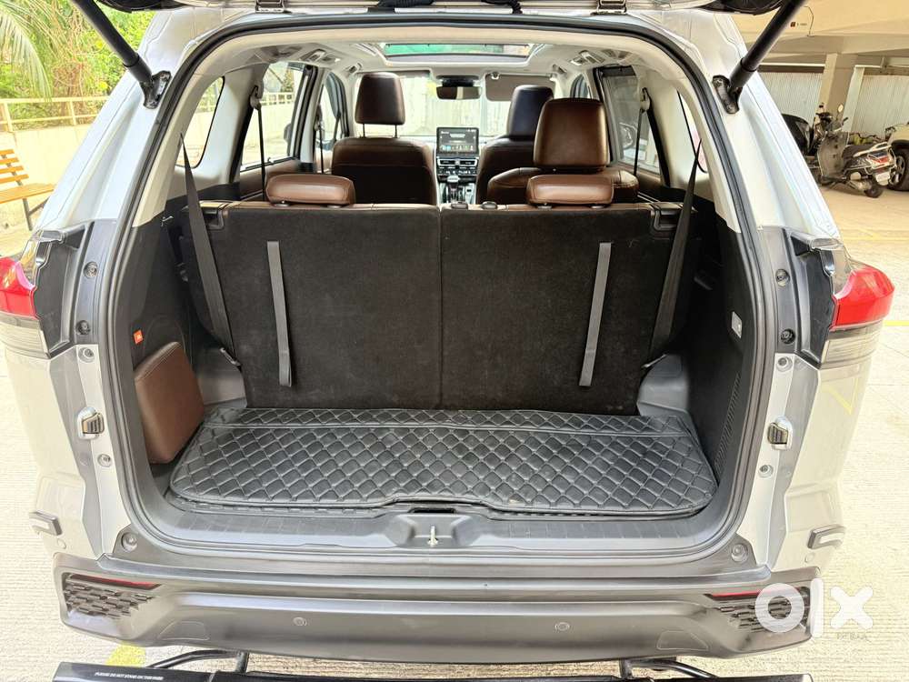 Toyota Innova Hycross 2.0 Zx (o) Hybrid 7 Str, 2024, Cng & Hybrids