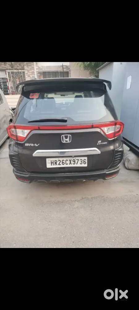 Honda Br-v 2016 Petrol 71800 Km Driven
