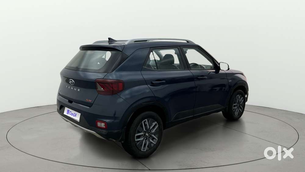Hyundai Venue 1.0 Sx Turbo Imt, 2021, Petrol