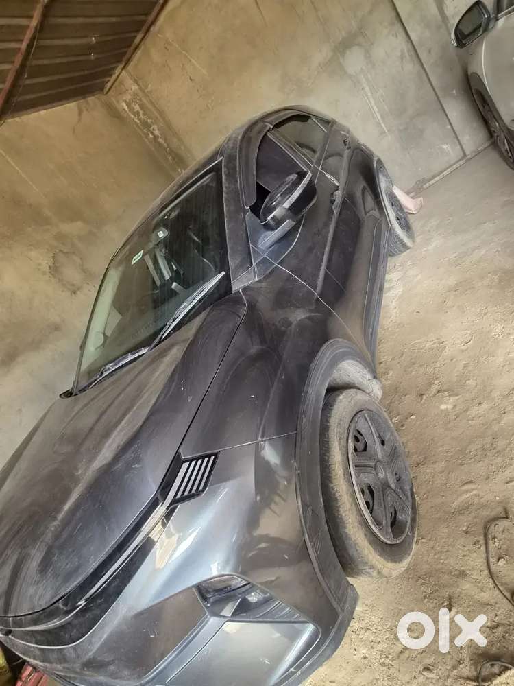 Tata Nexon 2024 Petrol Well Maintained