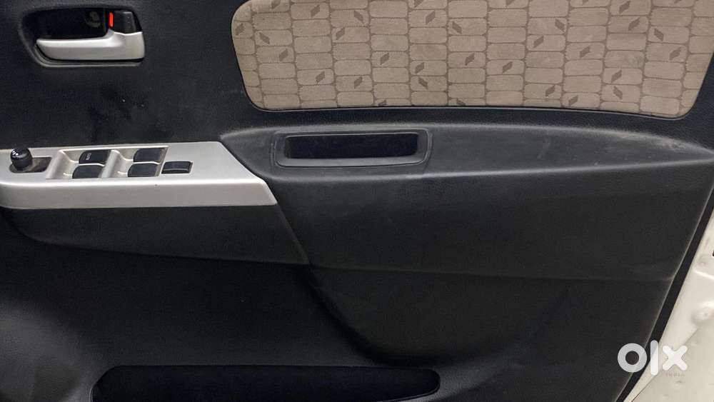 Maruti Suzuki Wagon R 1.0 2015-2019 Vxi Amt, 2015, Petrol