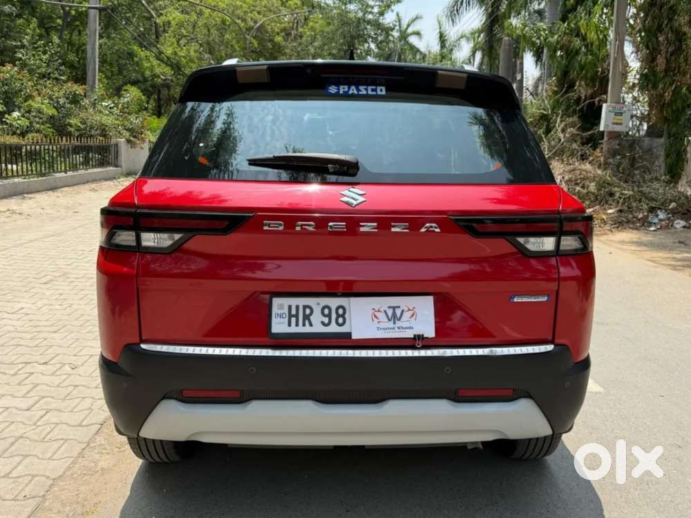 Maruti Suzuki Vitara Brezza 1.5 Zxi Plus At Dual Tone, 2023, Petrol