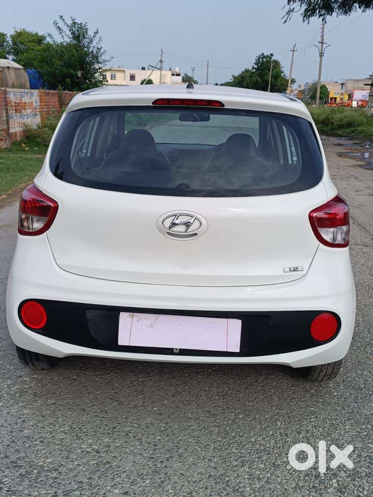 Hyundai Grand I10 Magna, 2017, Petrol