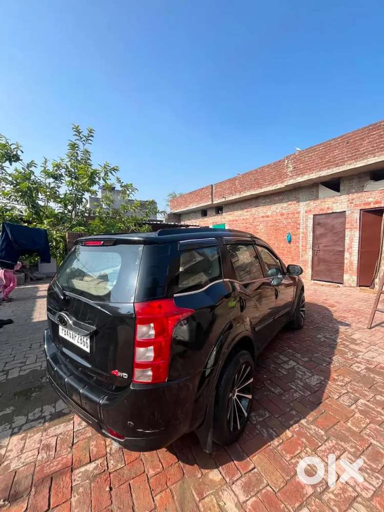 Mahindra Xuv700 Ax7 2016