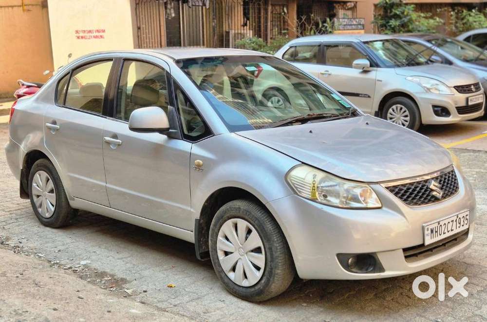 Maruti Suzuki Sx4 Vxi Bsiv, 2013, Petrol
