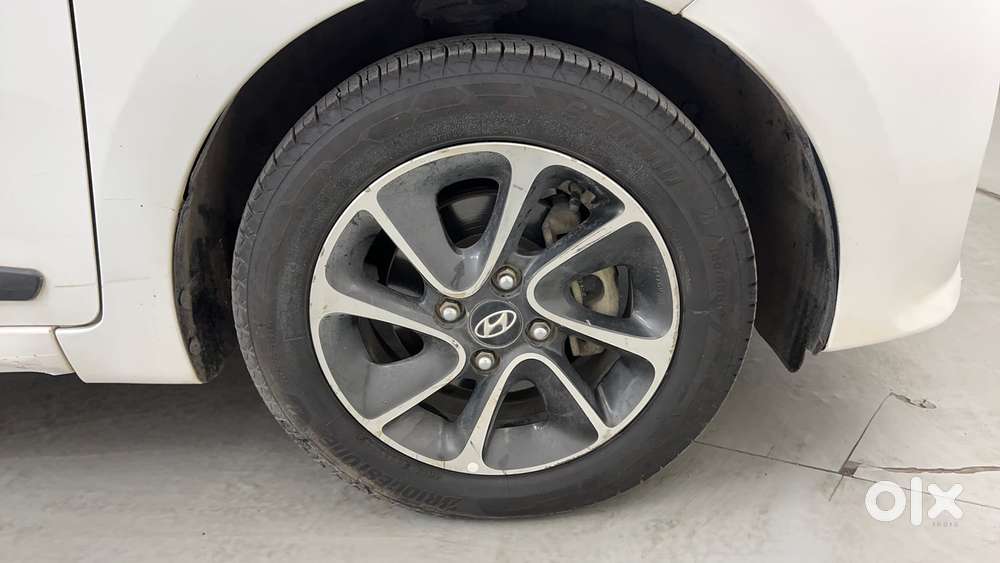 Hyundai Grand I10 1.2 Kappa Sportz Option At, 2017, Petrol