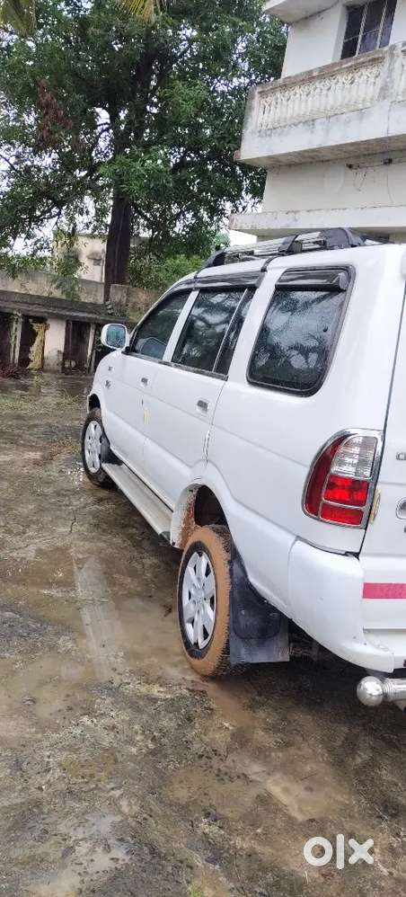 Chevrolet Tavera Ls 2014