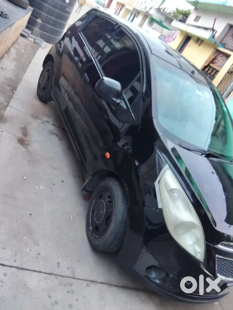 Chevrolet Beat Petrol 2011