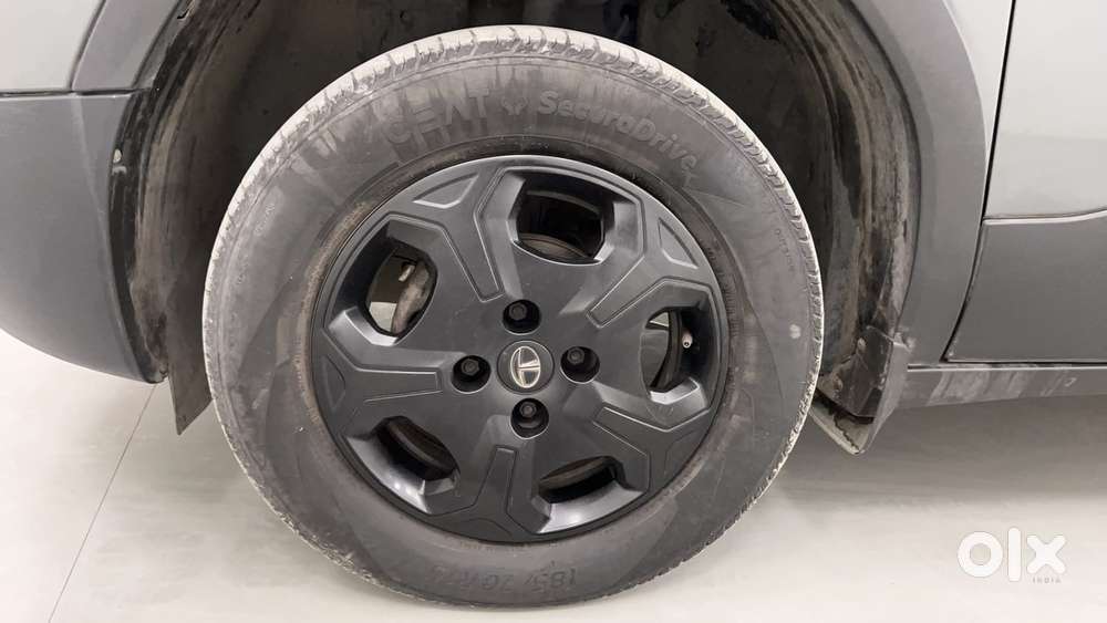 Tata Punch Accomplished, 2023, Petrol