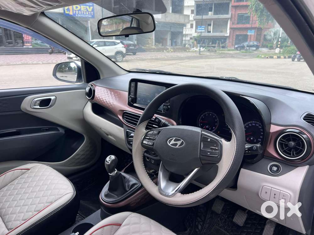 Hyundai Aura 1.0 Sx Plus Petrol, 2023, Cng & Hybrids