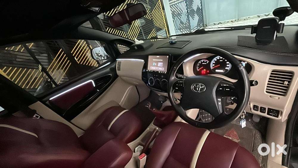 Toyota Innova 2007 Diesel 250000 Km Driven