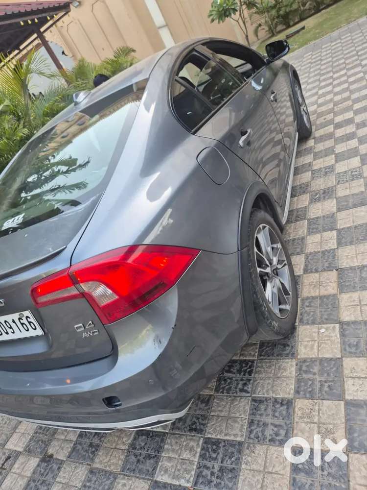 Brand New Car 2tyre 90% 2 Tyre 50 % Insorance Vaild
