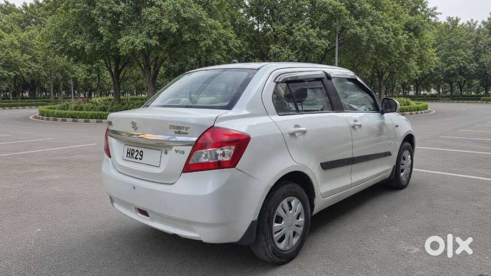 Maruti Suzuki Swift Dzire 1.2 Vxi Bsiv, 2013, Petrol