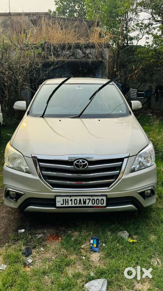 Toyota Innova 2016 Diesel Well Maintained
