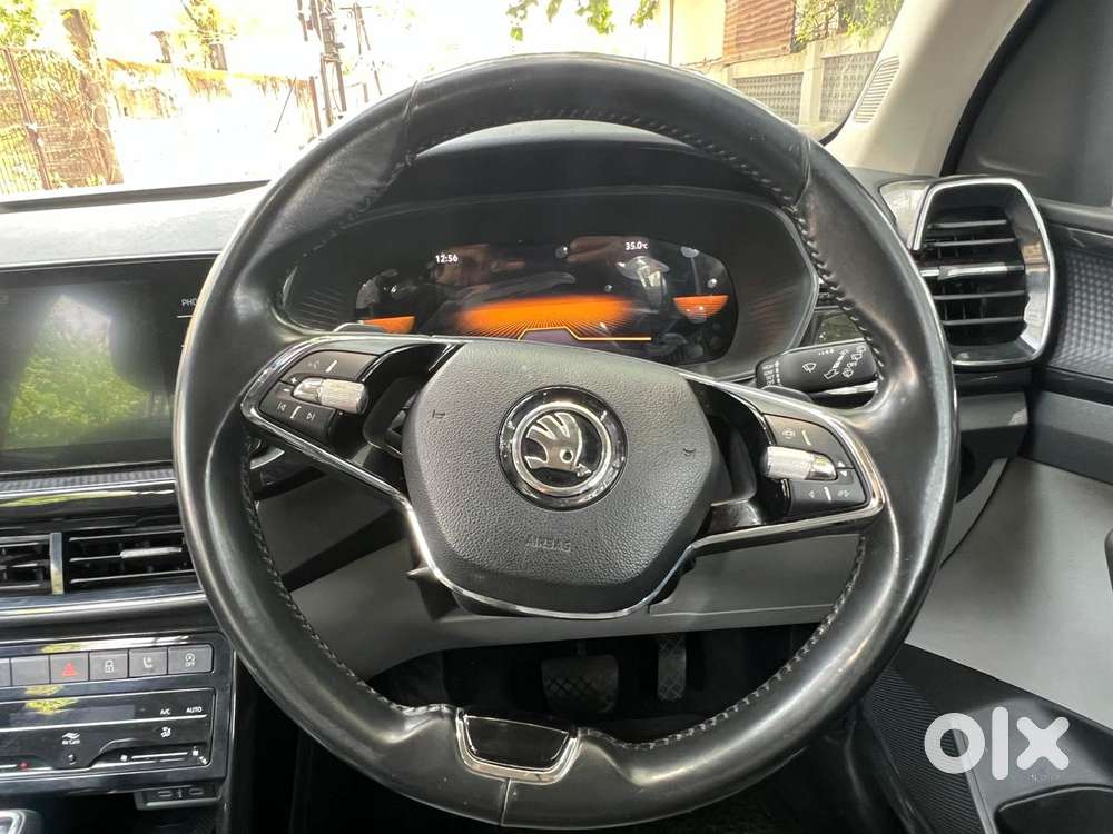 Skoda Kushaq Style 1.0l Tsi At, 2023, Petrol