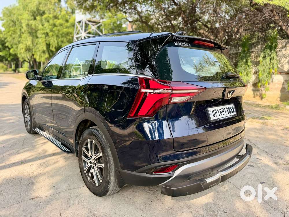 Mahindra Xuv700 2.0 Ax 7 Petrol At Str, 2023, Petrol