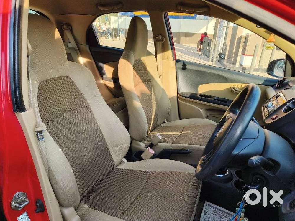 Honda Brio Vx Mt, 2015, Petrol