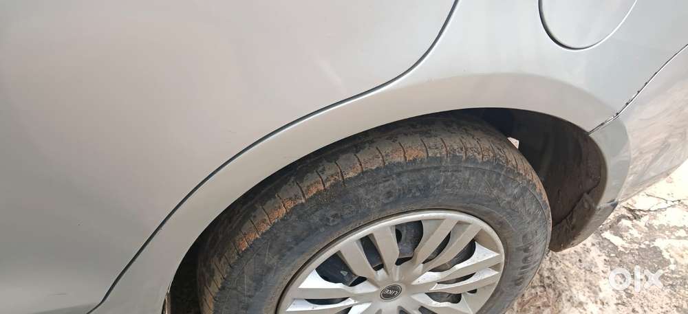 Maruti Suzuki Swift Dzire Vdi Optional, 2015, Diesel