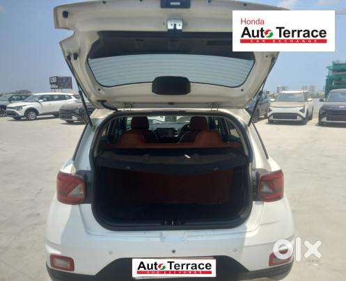 Hyundai Venue 1.0 S (o) Turbo Dct, 2021, Petrol