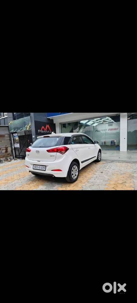 Hyundai I20 Sportz 1.2 Bs-iv, 2018, Petrol