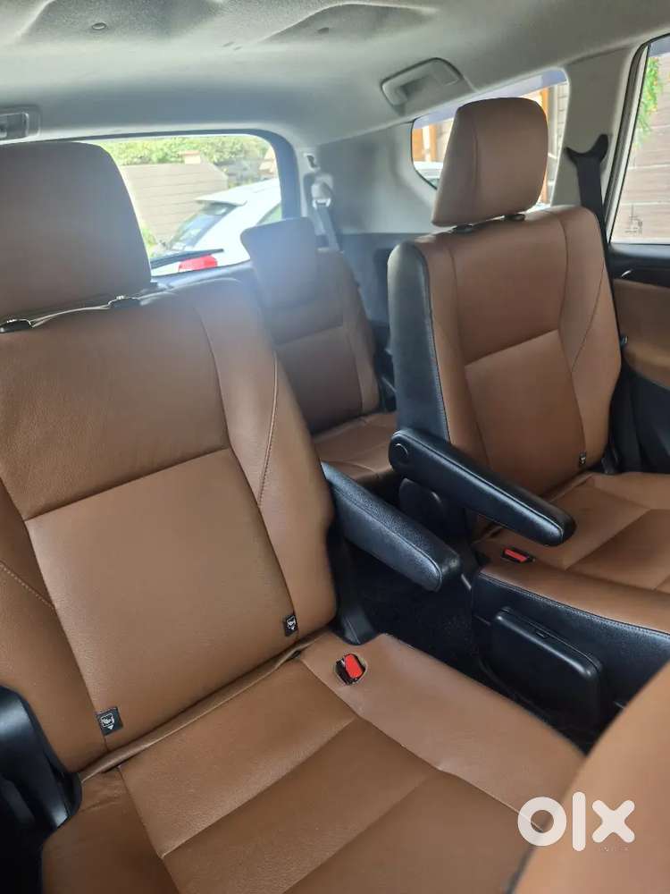 Toyota Innova Crysta 2017 Diesel 126000 Km Driven