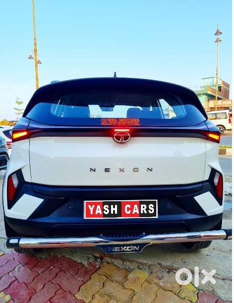 Tata Nexon Pure 1.2 Revotron Petrol 6 Mt, 2024, Petrol