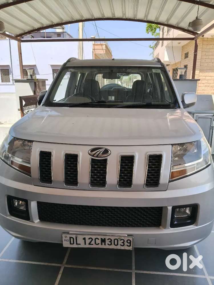 Mahindra Tuv 300 2017