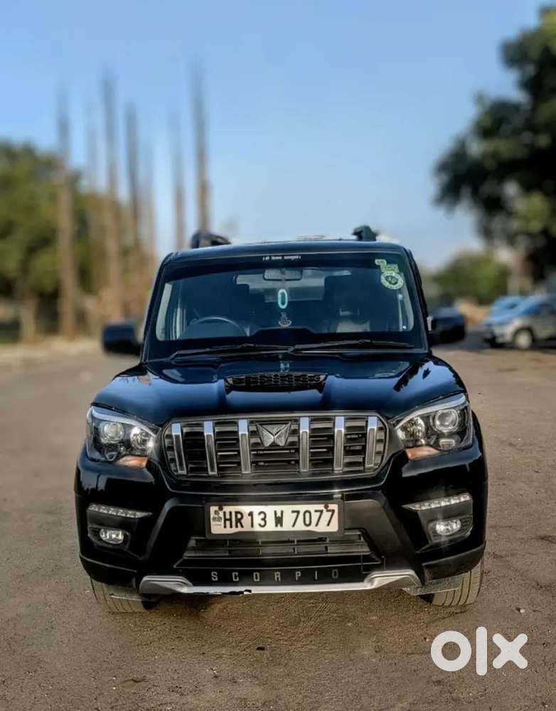 Mahindra Scorpio Classic 2025 Diesel 44000 Km Driven