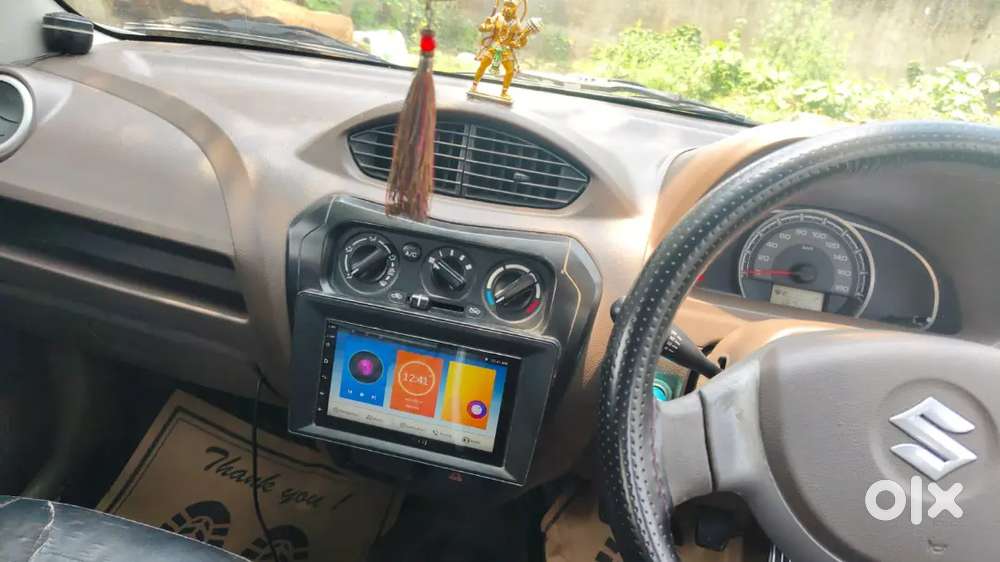 Singal Hand Use Car Koi Chalne Wale Nhi Hai Tab Bech Rhe Hai