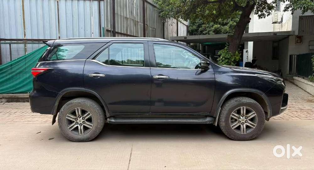Toyota Fortuner 4x2 At 2.8 Diesel, 2021, Diesel