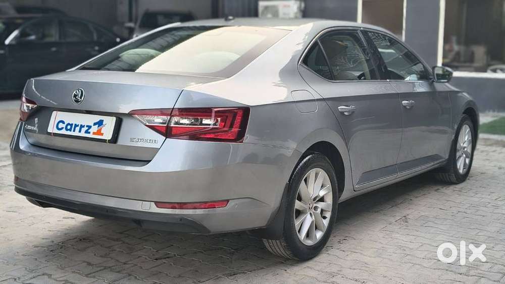 Skoda Superb 2.0 Tsi At L&k, 2020, Petrol