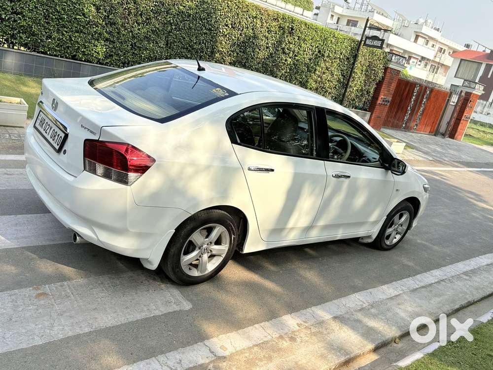 Honda City V Inspire, 2011, Petrol