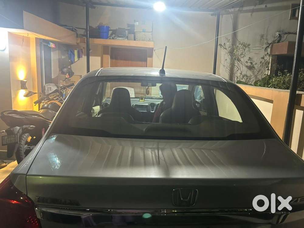 Honda Amaze 2015 Petrol Well Maintained