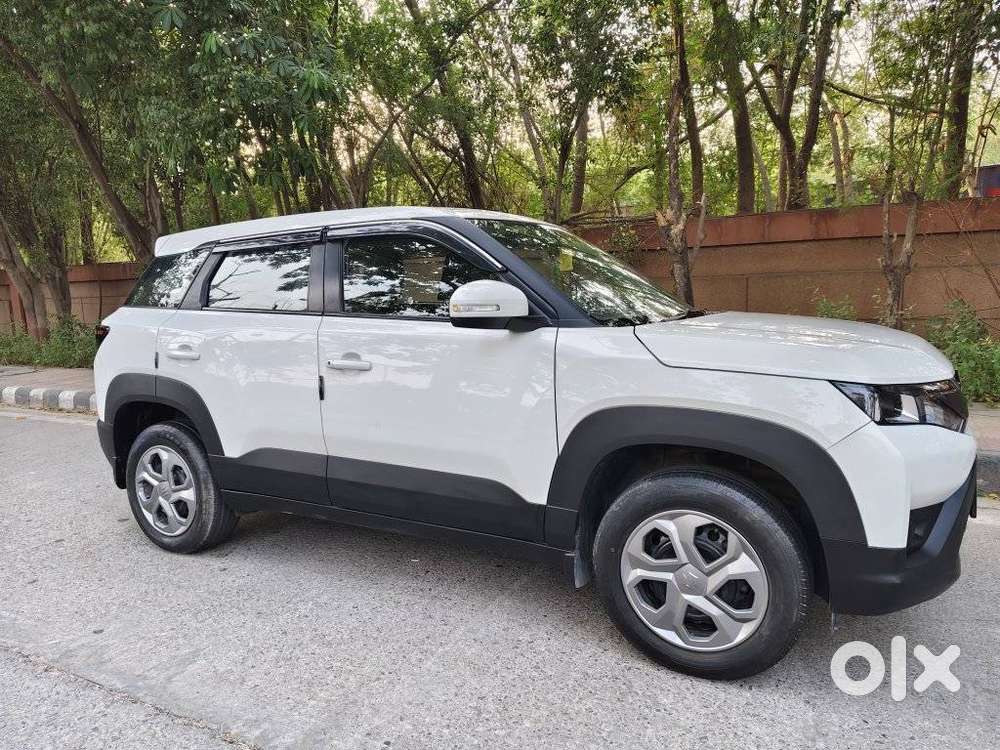 Maruti Suzuki Brezza 1.5 Vxi Smart Hybrid, 2023, Petrol