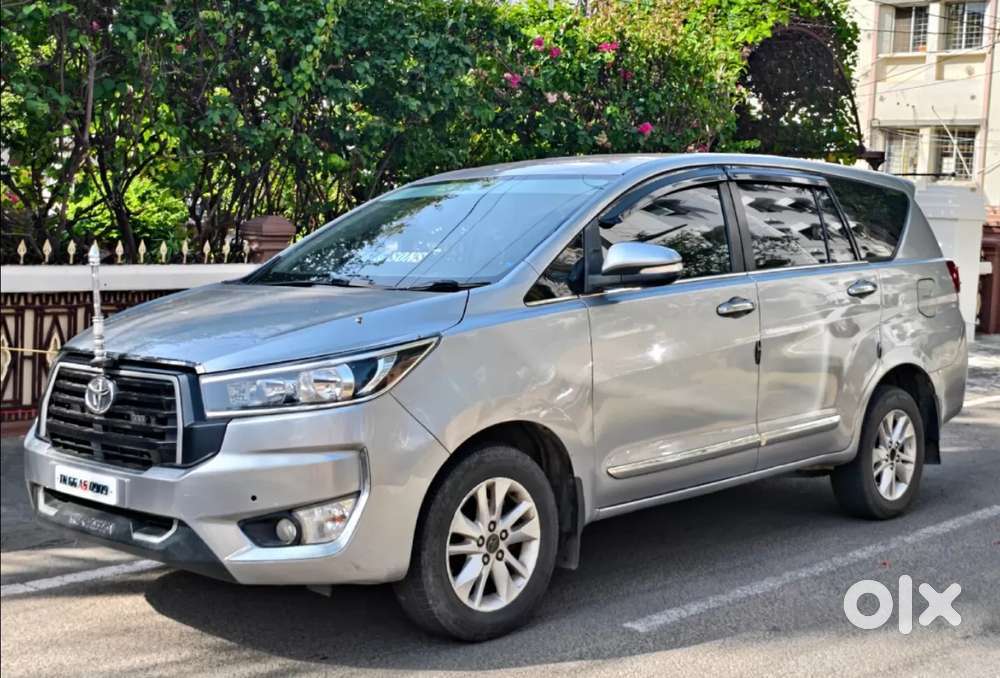 Toyota Innova Crysta [2020-ongoing] 2.4 Gx 7 Str, 2017, Diesel