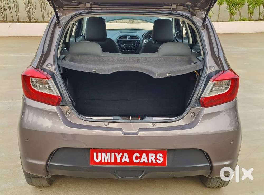 Tata Tiago 1.2 Revotron Xza, 2017, Petrol