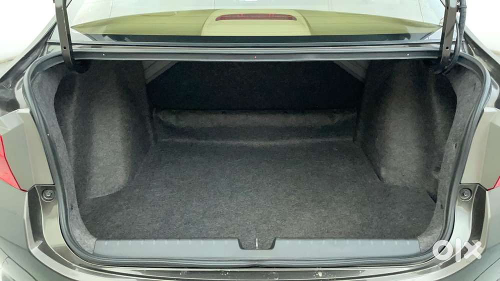 Honda City 1.5 V 4th Gen I-vtec Mt, 2022, Petrol