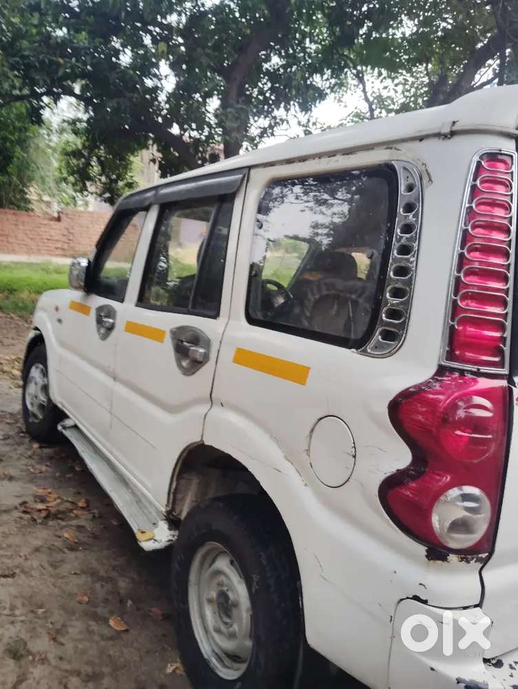 Mahindra Scorpio Classic 2012 Diesel 185000 Km Driven