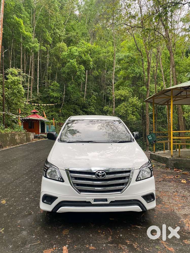 Toyota Innova 2.5 Ev (diesel) Ps 8 Seater Bs Iv, 2014, Diesel