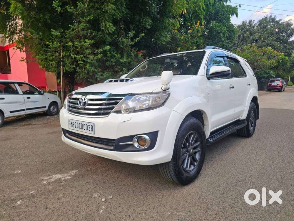 Toyota Fortuner 3.0 4x4 Manual, 2012, Diesel