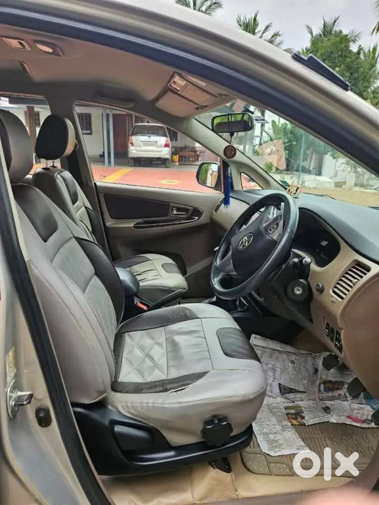 Toyota Innova 2016 Diesel 95000 Km Driven