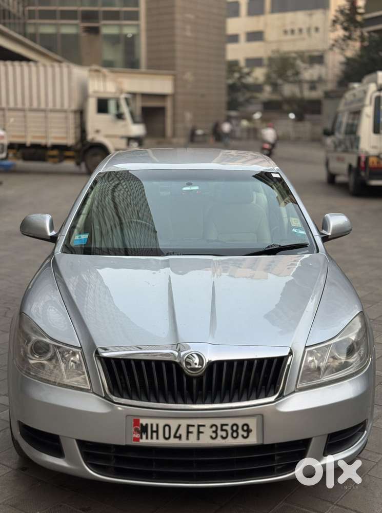 Skoda Laura 1.8 Tsi Ambiente, 2012, Petrol