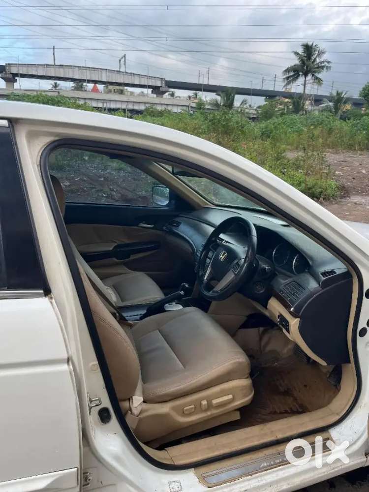 2nd Honda Accord 2009