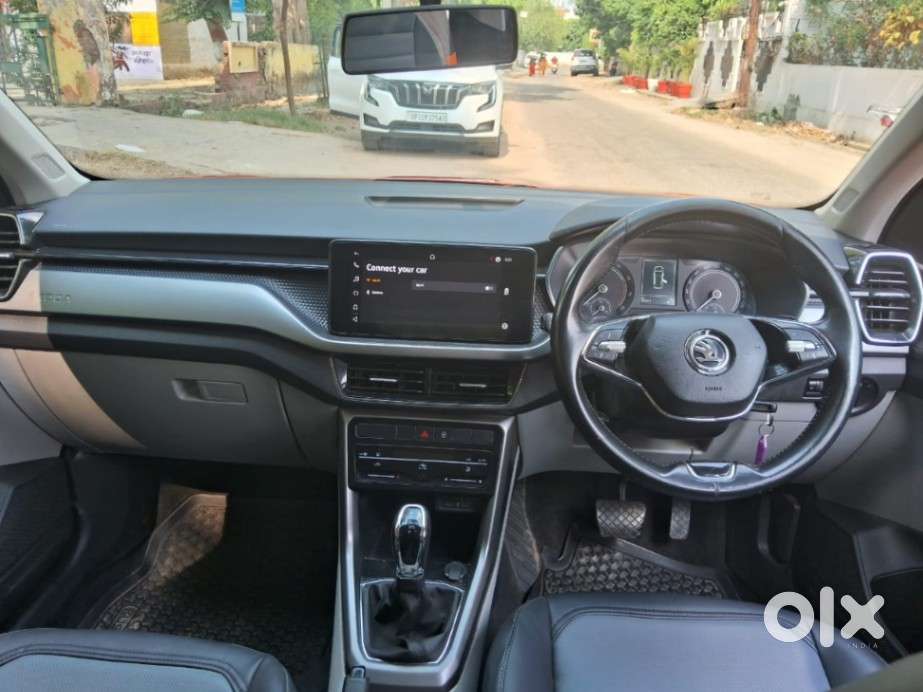 Skoda Kushaq 1.0 Ambition Classic Tsi At, 2022, Petrol